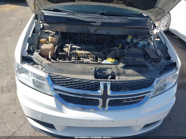 3C4PDCAB7JT521418 Dodge JOURNEY SE