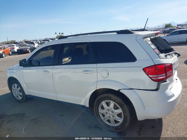 3C4PDCAB7JT521418 Dodge JOURNEY SE