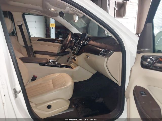 2018 MERCEDES-BENZ GLS 450 4JGDF6EE0JB023061 Photo 4