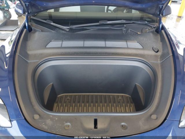 2022 TESLA MODEL Y 7SAYGDEF5NF405995 Photo 9