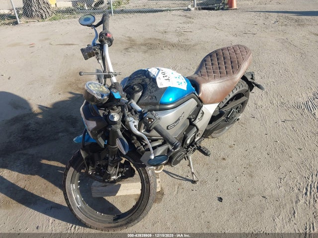 Cf Moto 700 Cl-x 2023 LCEPEWL19P6002943 Image 2