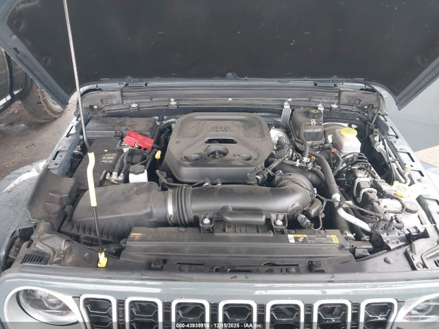 1C4PJXEN6RW282728 Jeep Wrangler 4-door Sahara 4x4