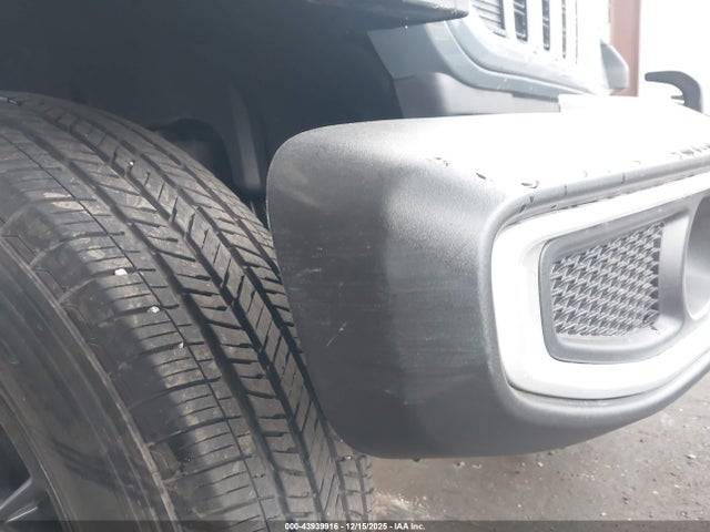 1C4PJXEN6RW282728 Jeep Wrangler 4-door Sahara 4x4