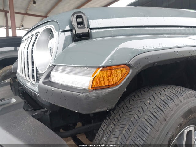 1C4PJXEN6RW282728 Jeep Wrangler 4-door Sahara 4x4