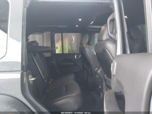 1C4PJXEN6RW282728 Jeep Wrangler 4-door Sahara 4x4
