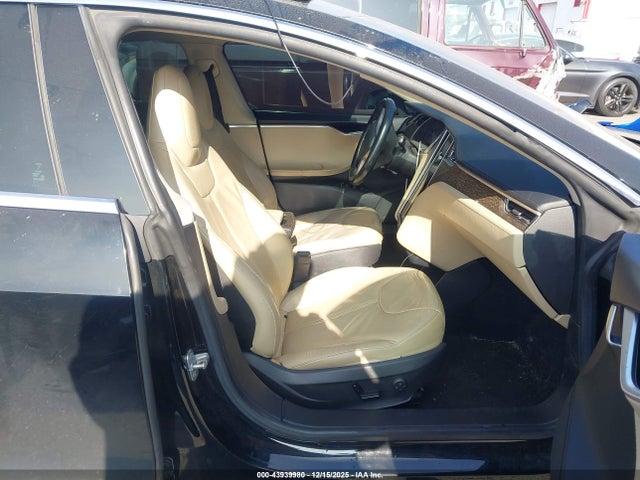 2013 TESLA MODEL S 5YJSA1DN1DFP07973 Photo 4