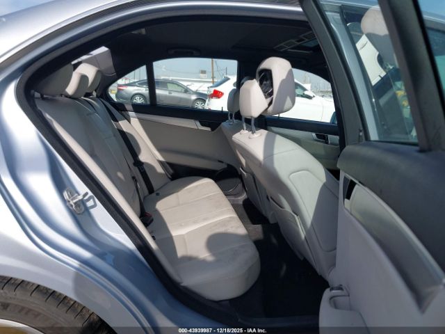2013 MERCEDES-BENZ C 250 WDDGF4HB9DR256350 Photo 7