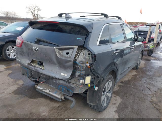 2018 KIA NIRO KNDCC3LC0J5175641 Photo 3