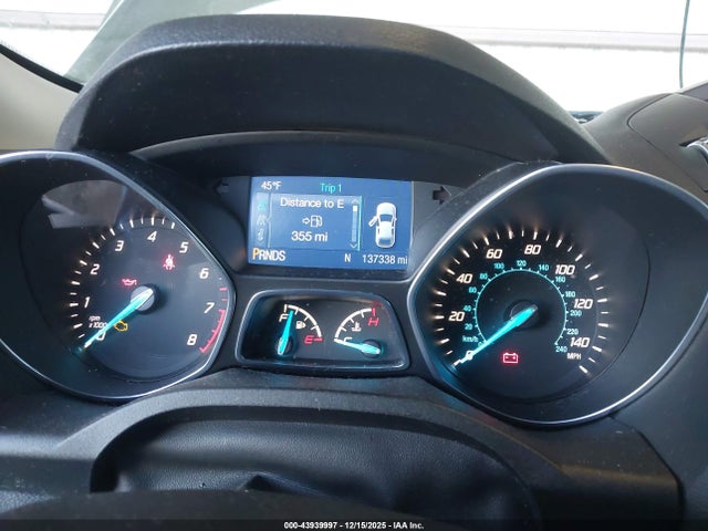 2014 Ford Escape Se მანქანა იყიდება აუქციონზე, vin: 1FMCU0GX5EUA44513, აუქციონის ნომერი: 43939997