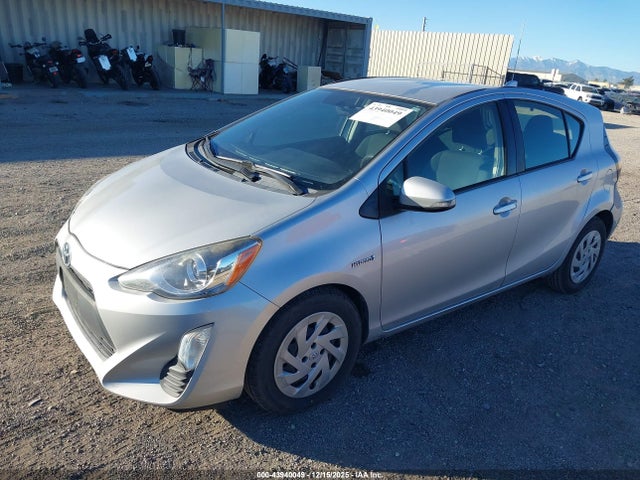 JTDKDTB38G1123619 Toyota Prius C Two