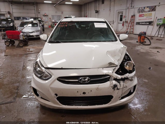 Продажа на аукционе авто 2015 Hyundai Accent Gls, vin: KMHCT4AE5FU914294, номер лота: 43940109