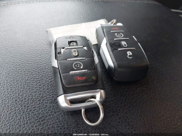 2020 RAM 1500 1C6SRFBT3LN290046 Photo 10