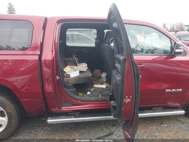 1C6SRFFT6MN588523 RAM 1500 Big Horn 4x4 5&#039;7 Box