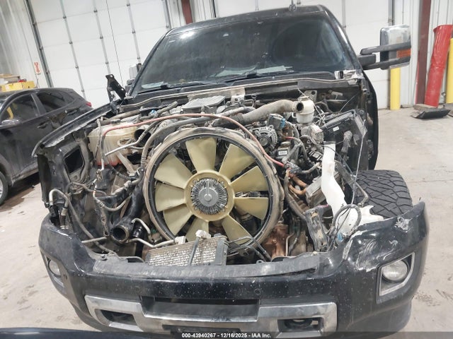 Продаж на аукціоні авто 2016 Gmc Sierra 2500hd Denali, vin: 1GT12UE82GF257351, номер лоту: 43940267