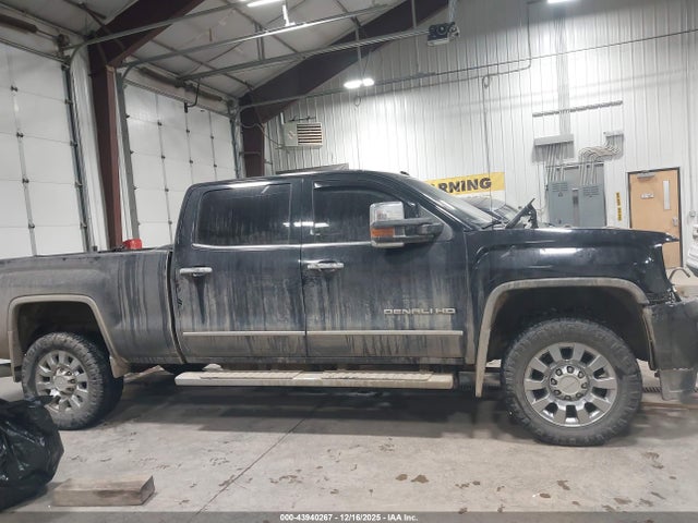 Продаж на аукціоні авто 2016 Gmc Sierra 2500hd Denali, vin: 1GT12UE82GF257351, номер лоту: 43940267