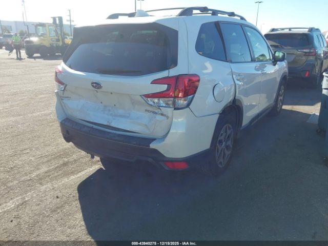 2021 SUBARU FORESTER JF2SKAJC2MH573458 Photo 3