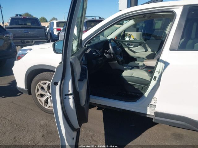 2021 SUBARU FORESTER JF2SKAJC2MH573458 Photo 4