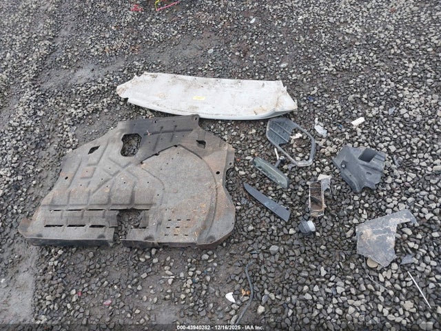 Ford ESCAPE SE 2017 1FMCU9G98HUC35823 Image 12