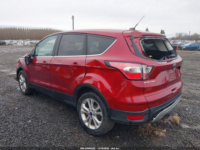 Ford ESCAPE SE 2017 1FMCU9G98HUC35823 Image 3