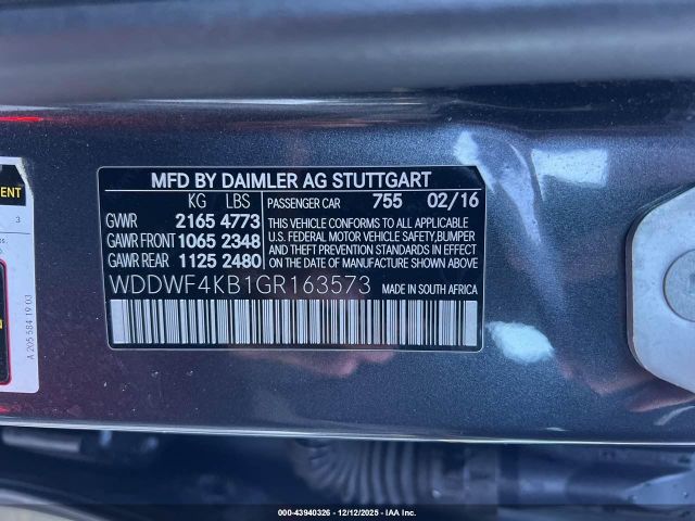 2016 MERCEDES-BENZ C 300 WDDWF4KB1GR163573 Photo 8