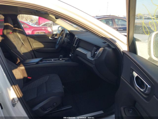 2023 VOLVO XC60 YV4L12DV6P1358538 Photo 4