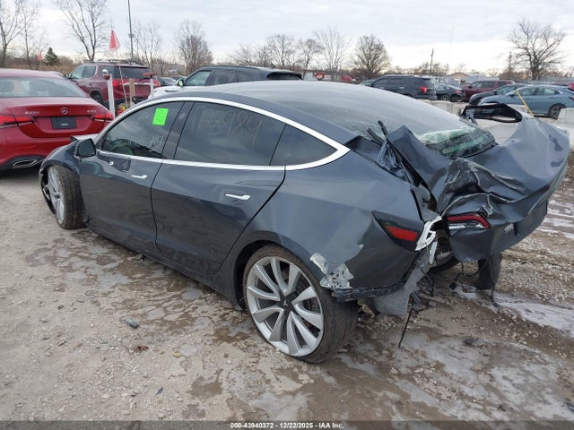 2019 TESLA MODEL 3 5YJ3E1EA5KF308176 Photo 2