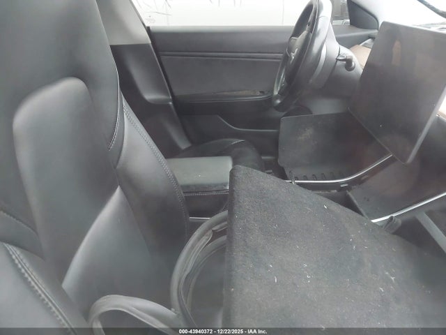2019 TESLA MODEL 3 5YJ3E1EA5KF308176 Photo 4