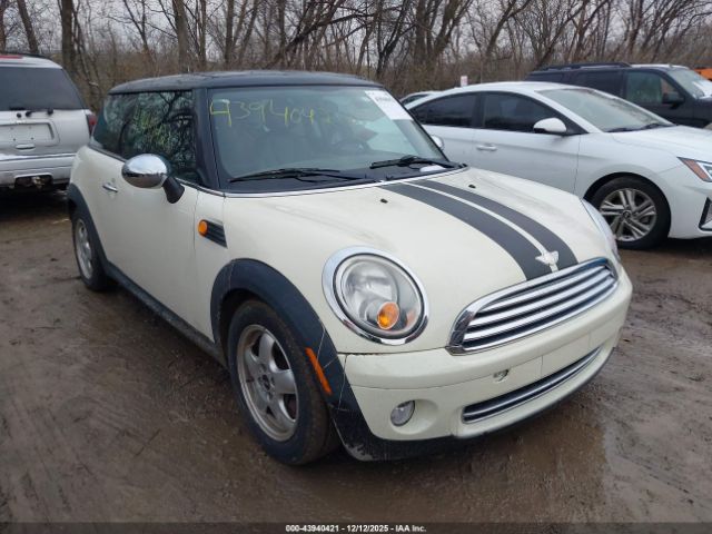 2009 MINI COOPER WMWMF33579TW72686