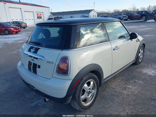 2009 MINI COOPER WMWMF33579TW72686 Photo 3