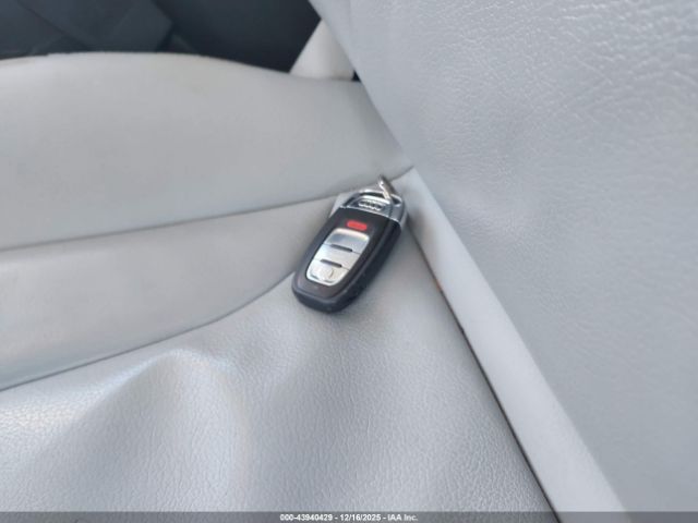 2013 AUDI A4 WAUFFAFLXDN034033 Photo 10