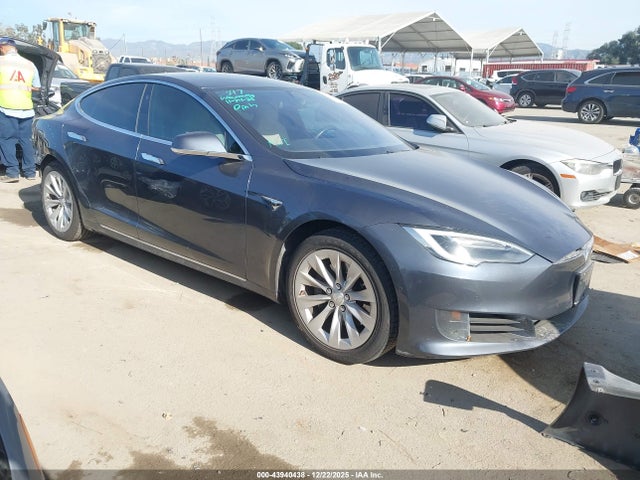 2016 TESLA MODEL S 5YJSA1E14GF176557 Photo 0