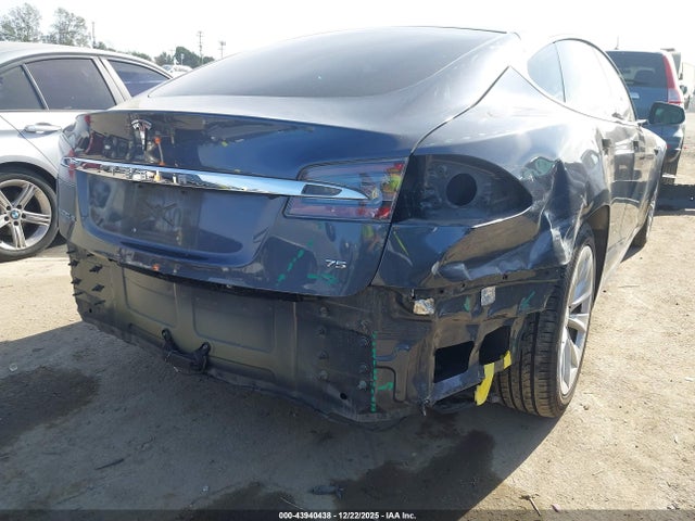 2016 TESLA MODEL S 5YJSA1E14GF176557 Photo 5