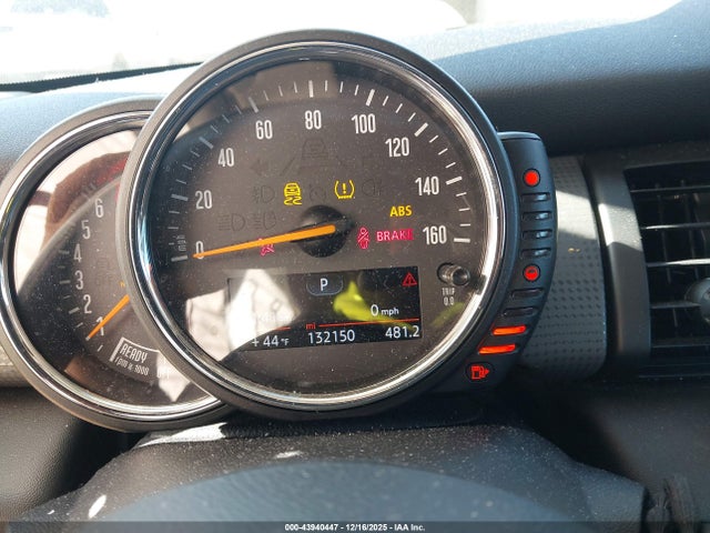 2016 MINI HARDTOP WMWXU1C5XG2D11885 Photo 6