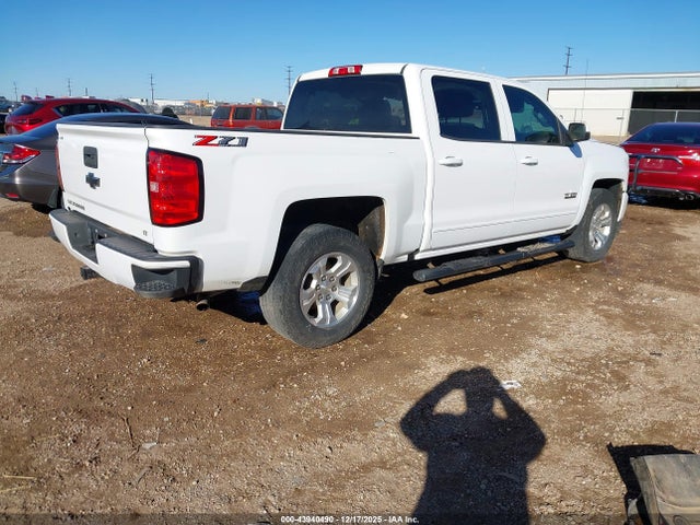 Chevrolet Silverado 1500 2lt 2018 3GCUKREC7JG633255 Image 4