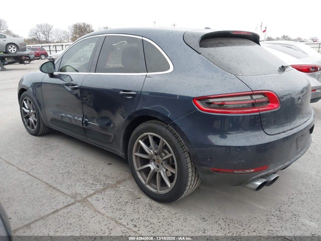 2015 PORSCHE MACAN WP1AB2A58FLB58032 Photo 2