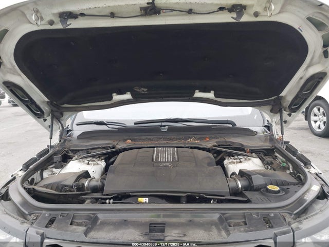 Продаж на аукціоні авто 2016 Land Rover Range Rover Sport 3.0l V6 Supercharged Se, vin: SALWG2VF7GA581797, номер лоту: 43940539