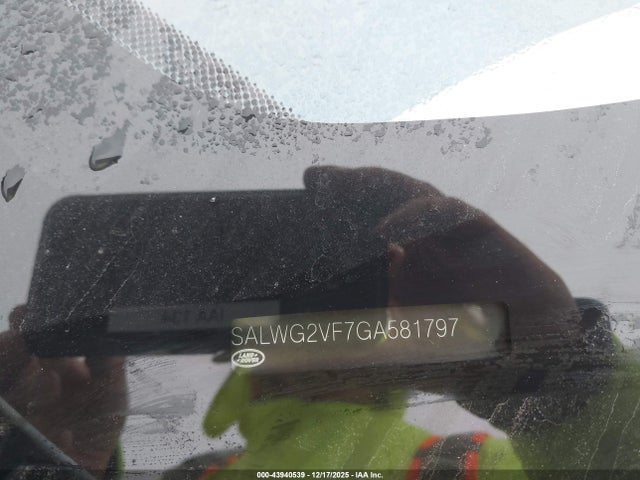 Продаж на аукціоні авто 2016 Land Rover Range Rover Sport 3.0l V6 Supercharged Se, vin: SALWG2VF7GA581797, номер лоту: 43940539