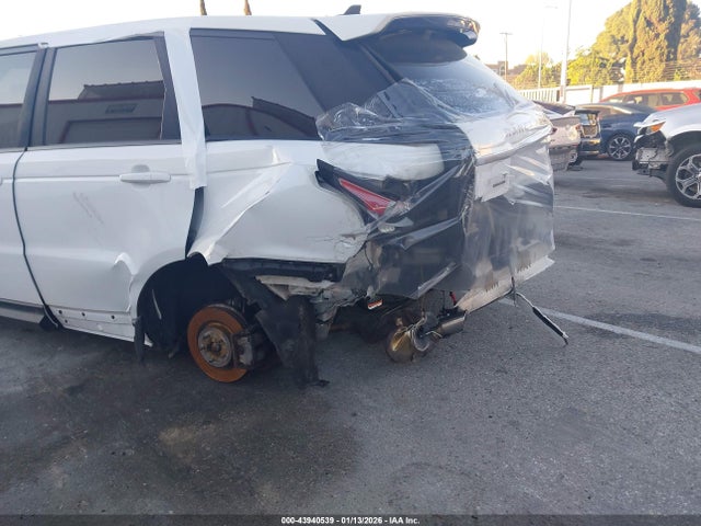 Продаж на аукціоні авто 2016 Land Rover Range Rover Sport 3.0l V6 Supercharged Se, vin: SALWG2VF7GA581797, номер лоту: 43940539