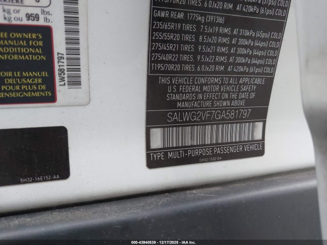 Продаж на аукціоні авто 2016 Land Rover Range Rover Sport 3.0l V6 Supercharged Se, vin: SALWG2VF7GA581797, номер лоту: 43940539