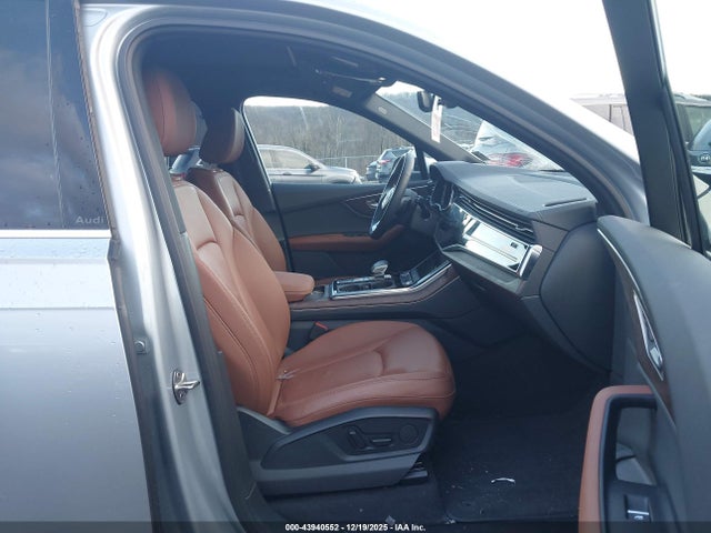 2025 AUDI Q7 WA1ACBF76SD008251 Photo 4