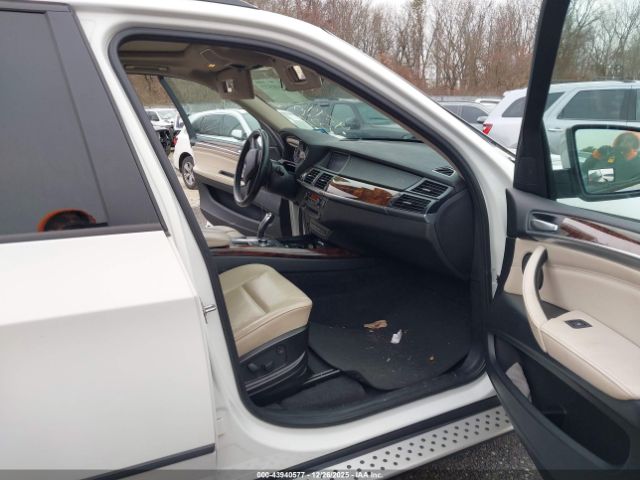 2012 BMW X5 5UXZV4C59CL766723 Photo 4
