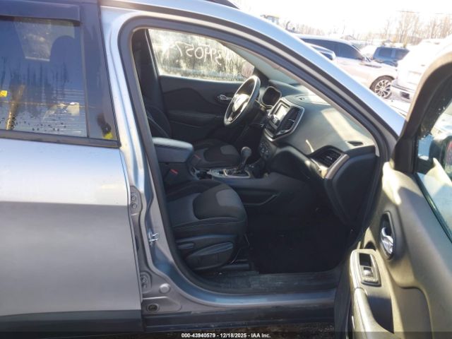 2016 JEEP CHEROKEE 1C4PJMAB5GW375649 Photo 4