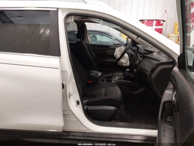 2017 NISSAN ROGUE JN8AT2MV8HW002363 Photo 4