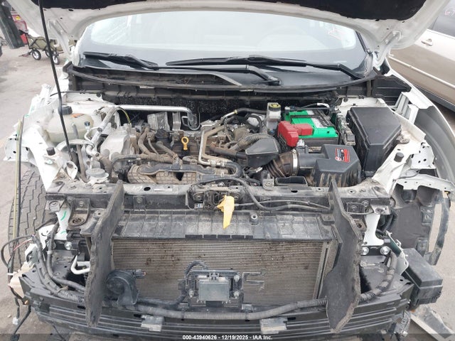5N1AT3AB9MC824172 Nissan Rogue S Intelligent Awd