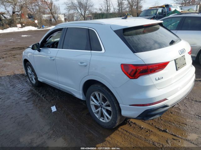 2021 AUDI Q3 WA1EECF3XM1052224 Photo 2