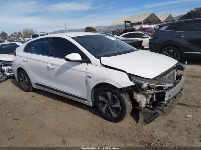 2017 HYUNDAI IONIQ HYBRID KMHC75LC2HU040298