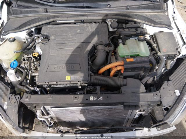 2017 HYUNDAI IONIQ HYBRID KMHC75LC2HU040298 Photo 9