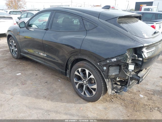 Ford Mustang Mach-e Premium 2022 3FMTK3R74NMA45953 Image 3