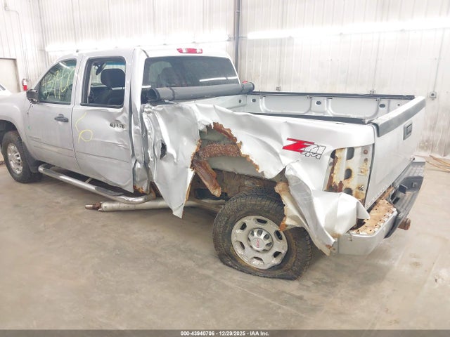 2010 GMC SIERRA 2500HD 1GT4K0BG8AF140351 Photo 2