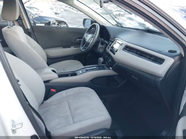 2021 HONDA HR-V 3CZRU6H31MM731921 Photo 4